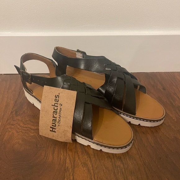 NWT Huaraches by Bearpaw Leather Sandals Size 9 - Picture 5 of 6